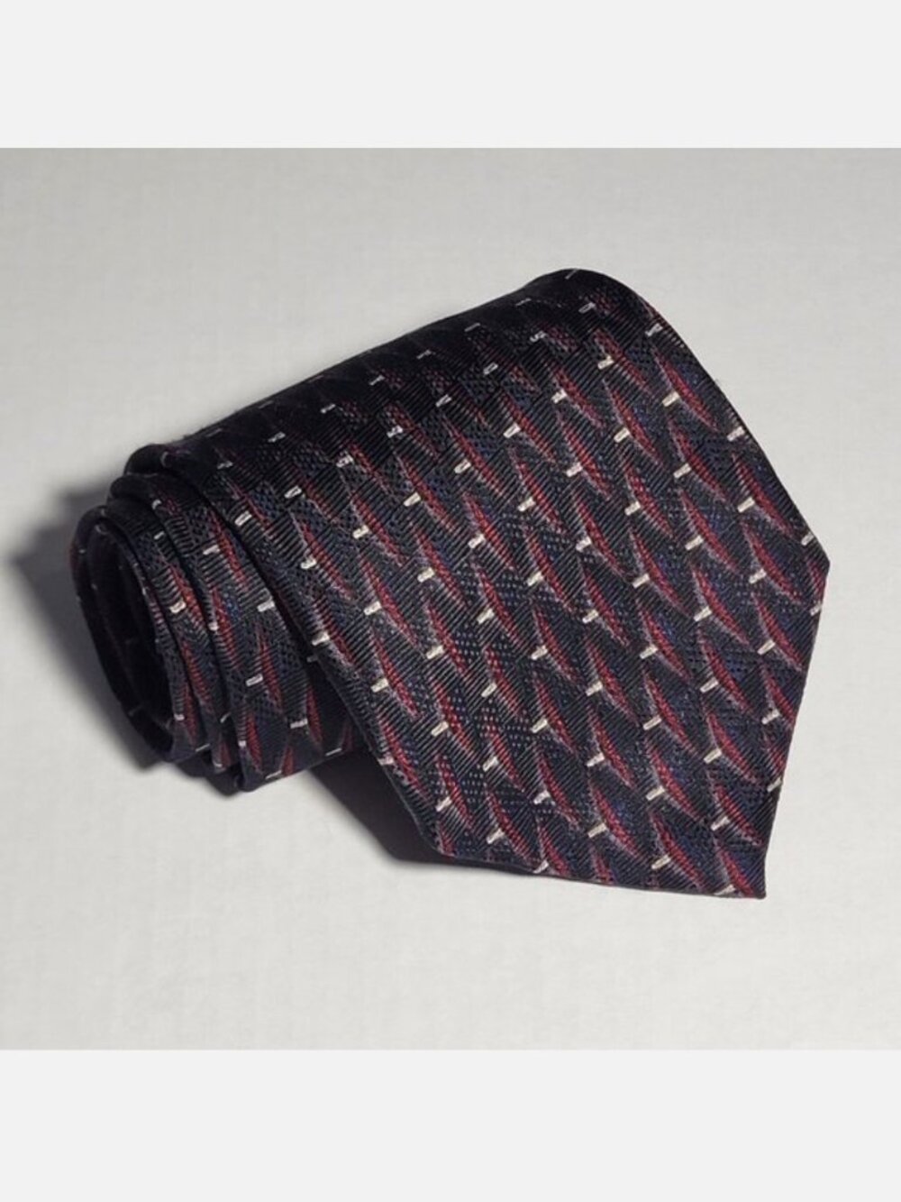 J.Z. Richards Men's Neck Tie Blue Red & Black Dimond Geometric Pattern Silk